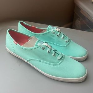 *BRAND NEW* Women’s Ked Sneakers! NEVER WORN!